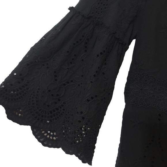 Knox Rose Top XS Black 3/4 Bell Sleeve Eyelet Peasant Cottage Whimsigoth Boho - Picture 6 of 6